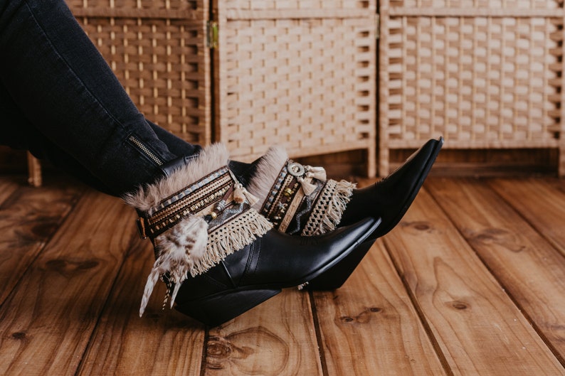 Ethnic Style Tribal Pattern Boot Cuffs Covers