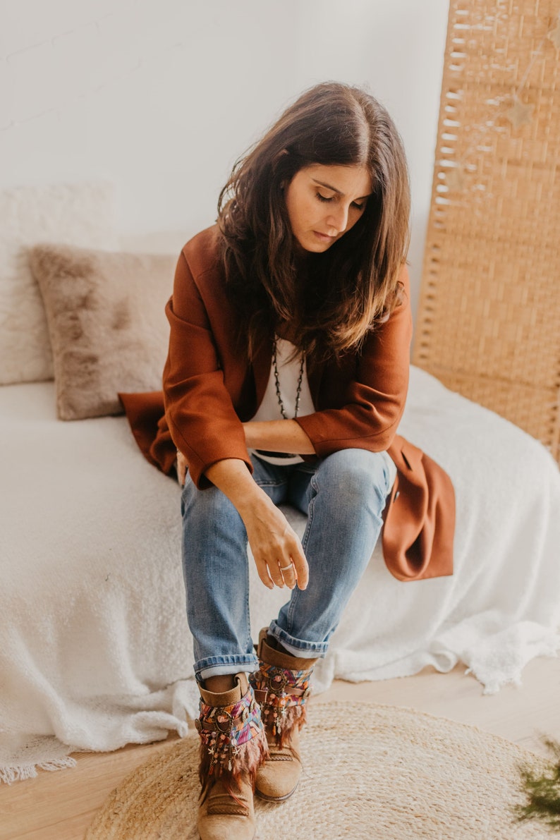 Brown Feather Hem Dreamcatcher Boot Covers