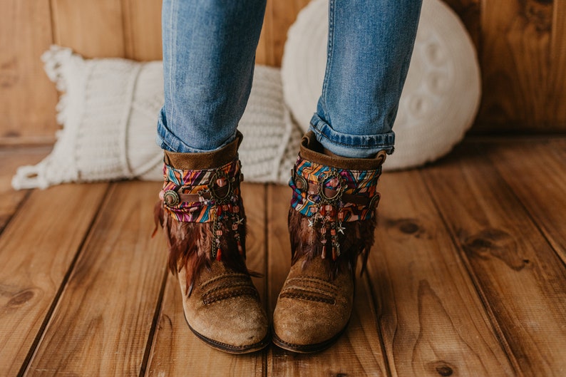 Brown Feather Hem Dreamcatcher Boot Covers