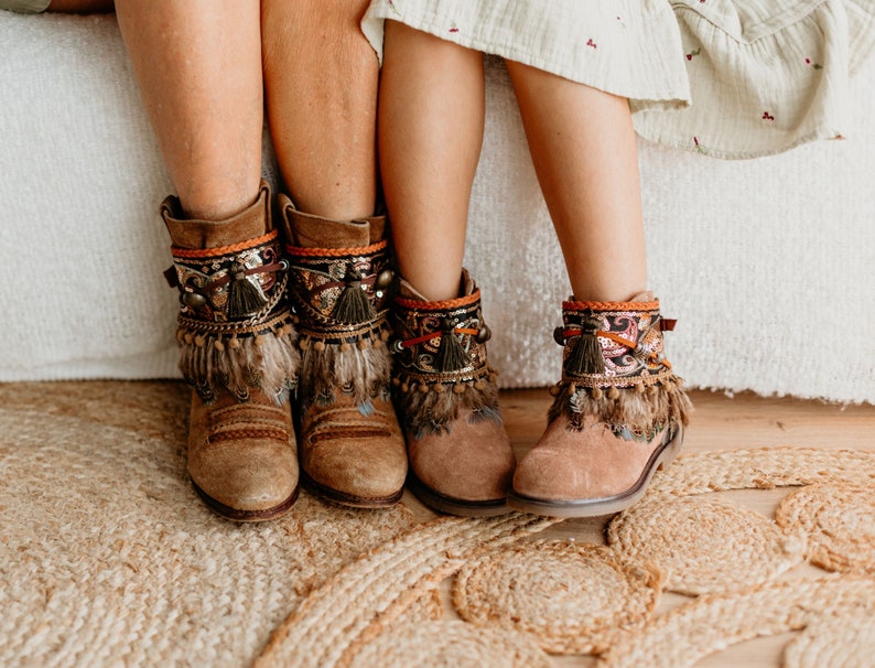 Set de Cubrebotas Étnicos con motivos tribales para madre e hija