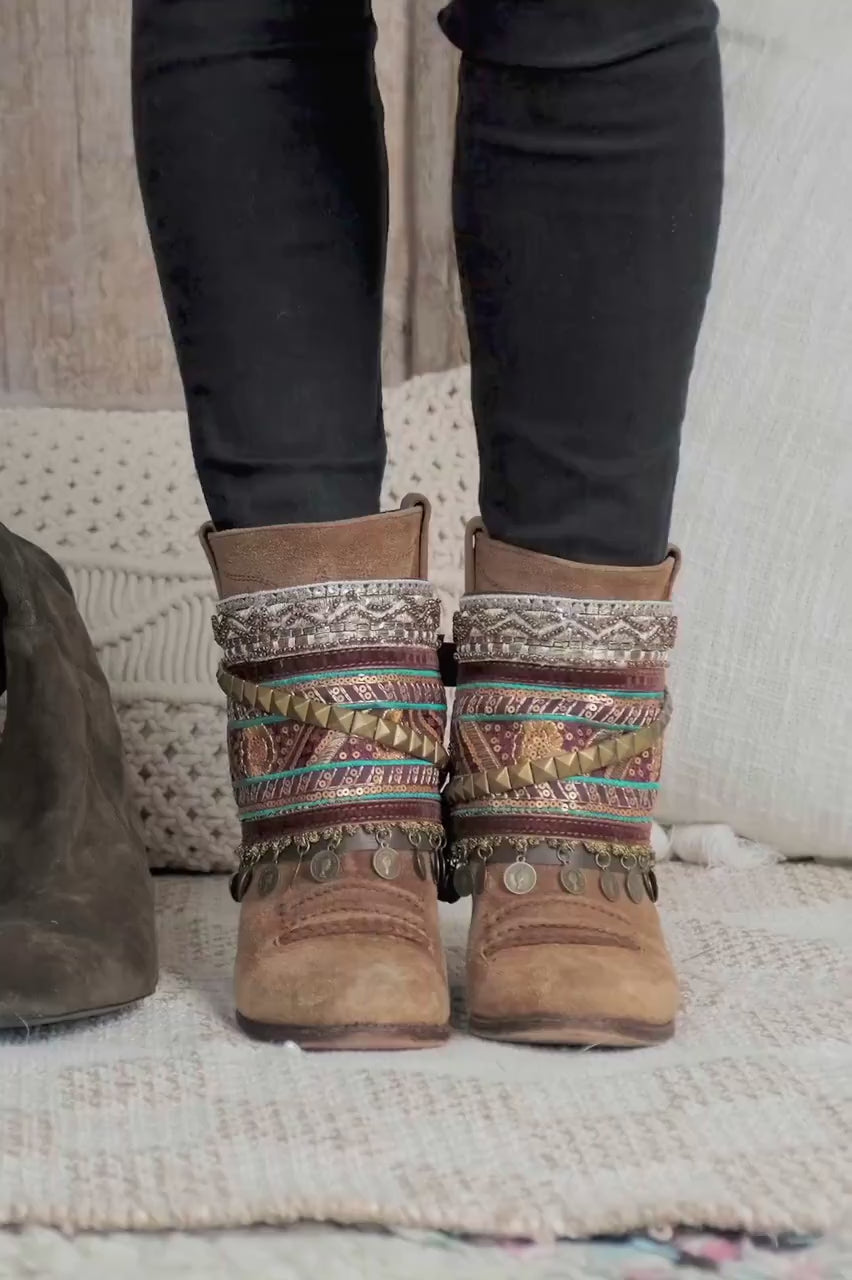 Video Rustic Boot Covers